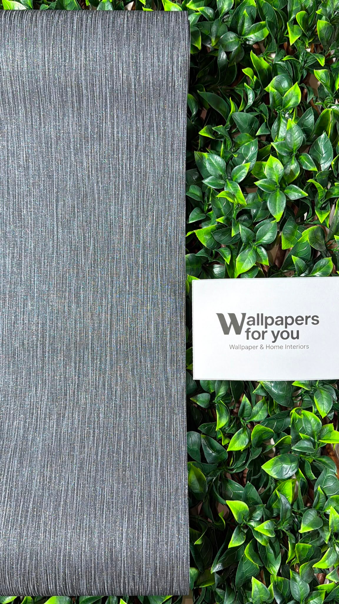 Black textured glitter wallpaper