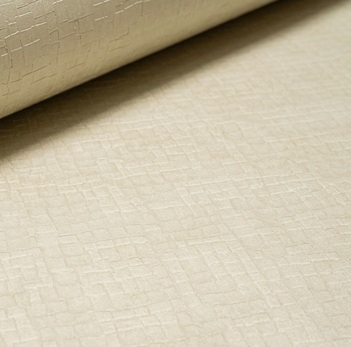 Cream Wallpaper - Textured Animal Skin Effect