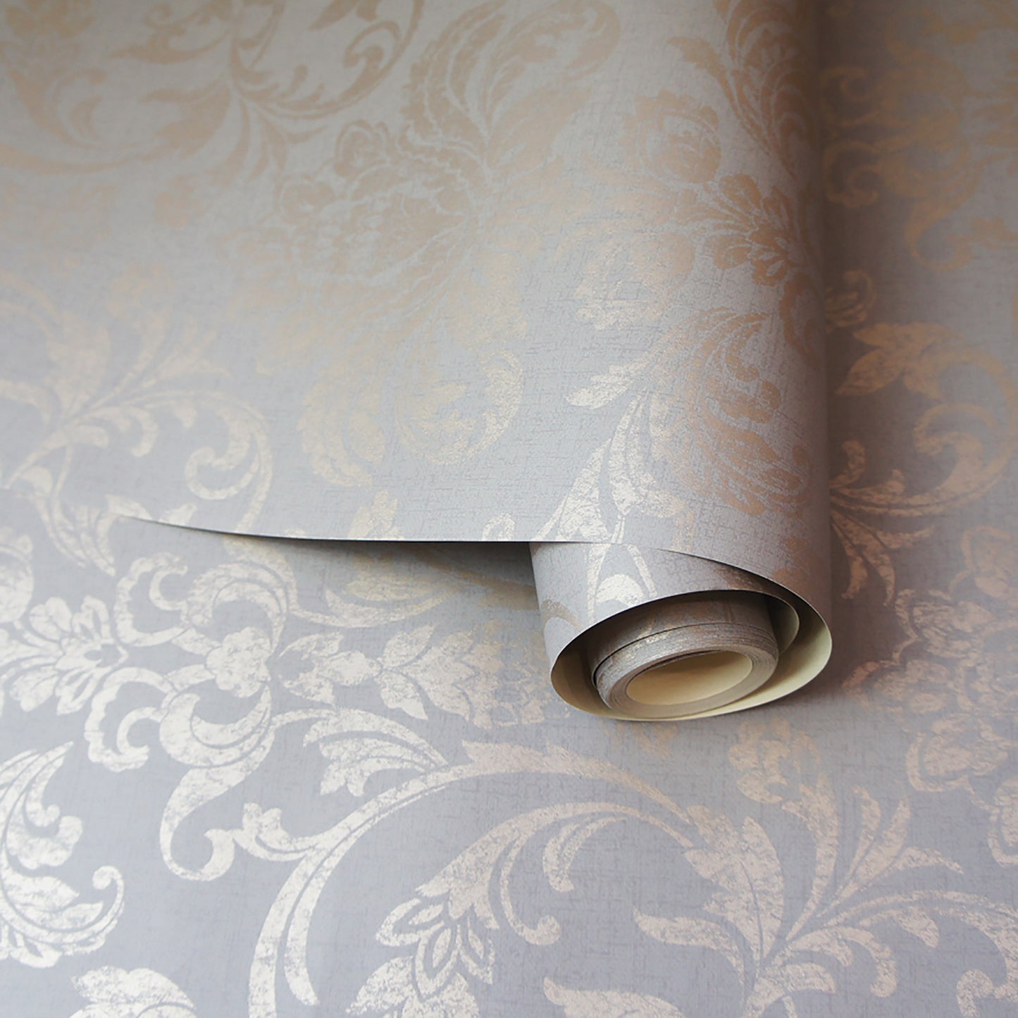 Glistening Damask