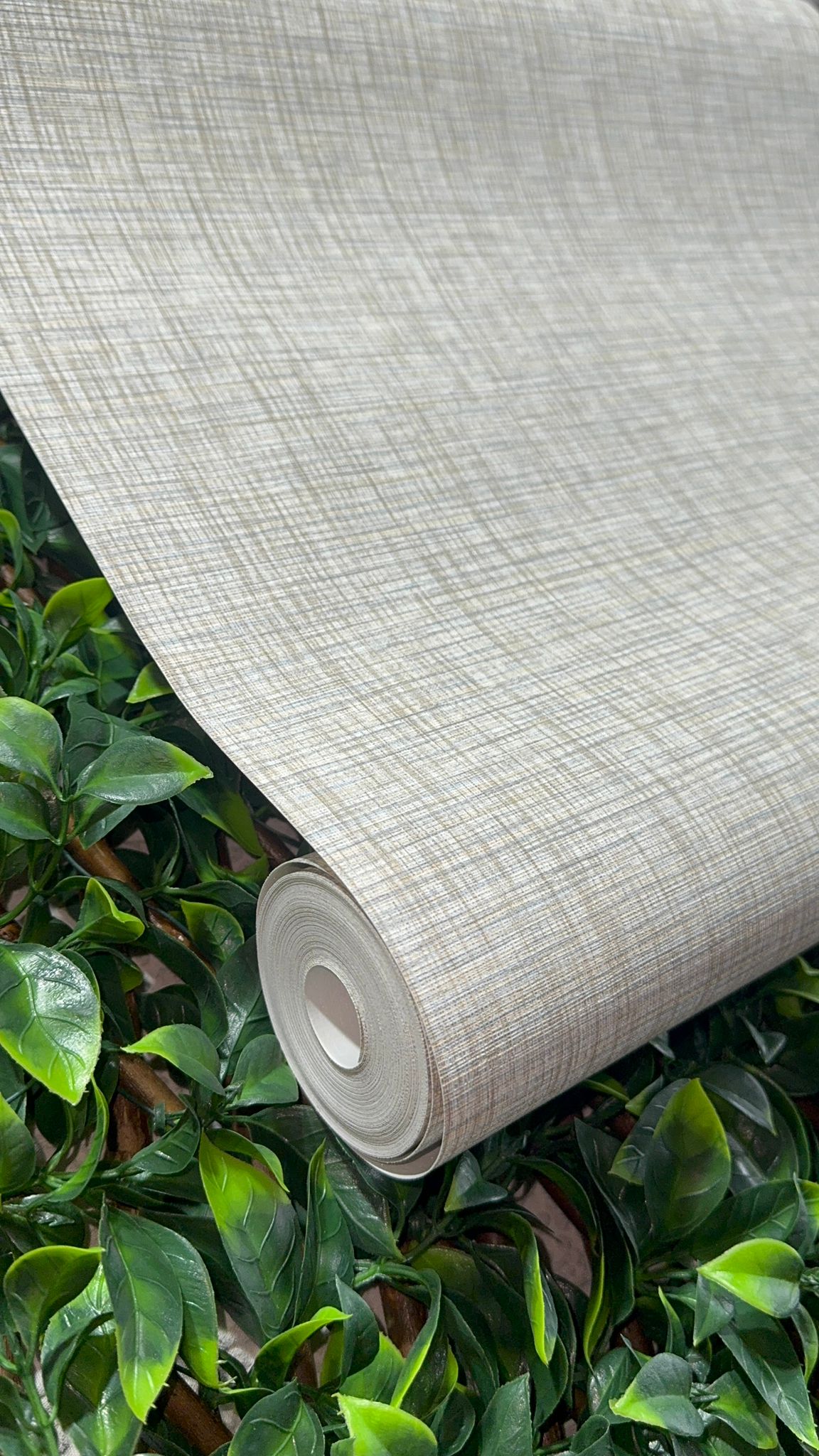 Linen Texture Grasscloth Fabric Effect Wallpaper - Neutral
