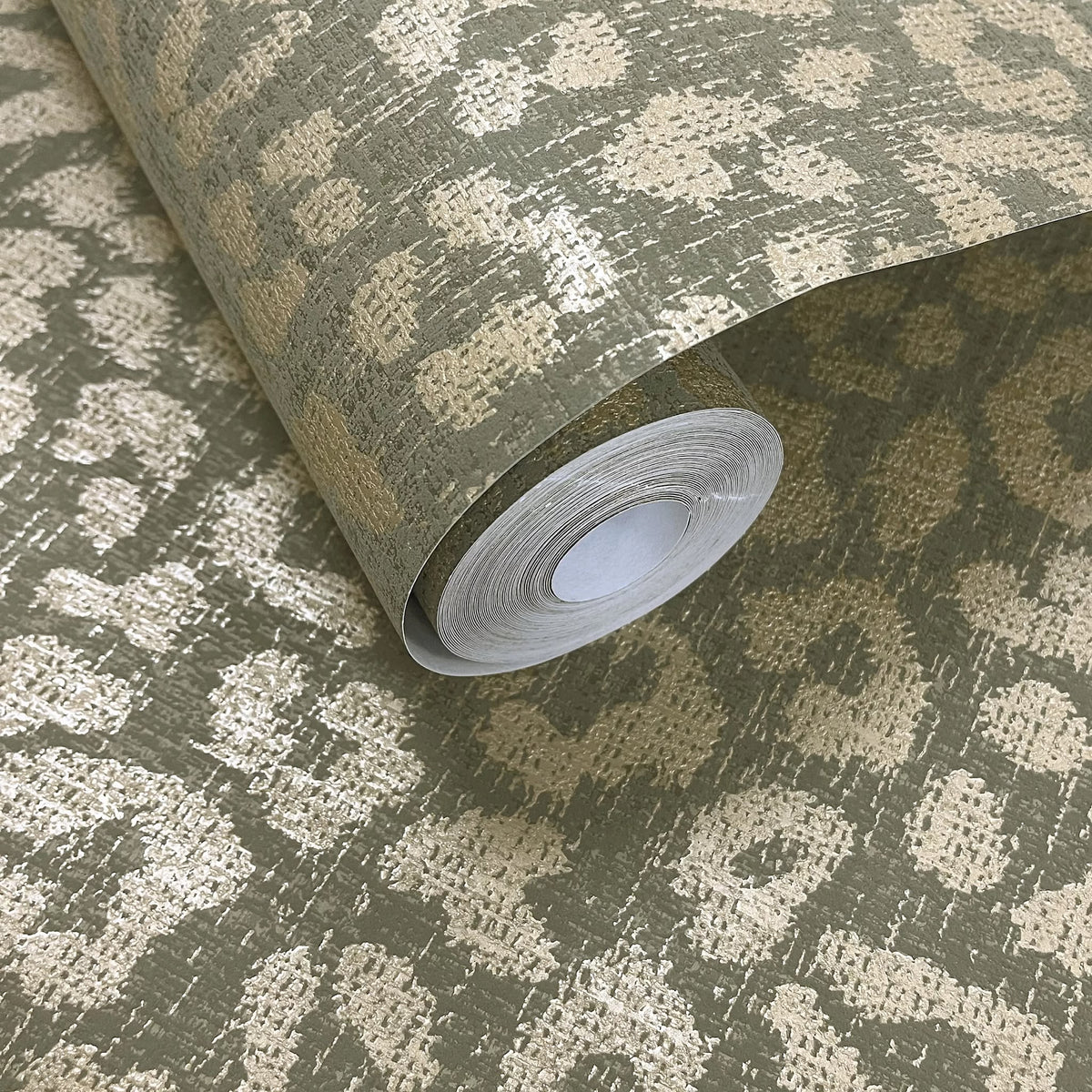 Sunda Green Leopard Wallpaper