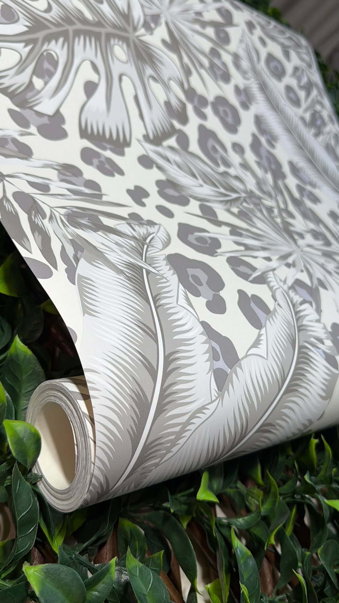 Tropical Leopard - Beige
